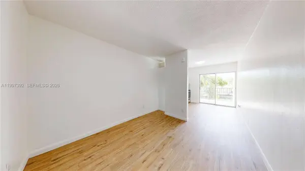 2463 Coral Way #21, Miami, FL 33145