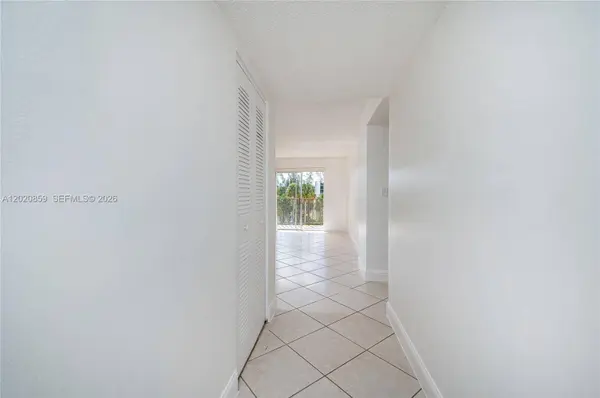 14250 SW 62nd St #314, Miami, FL 33183