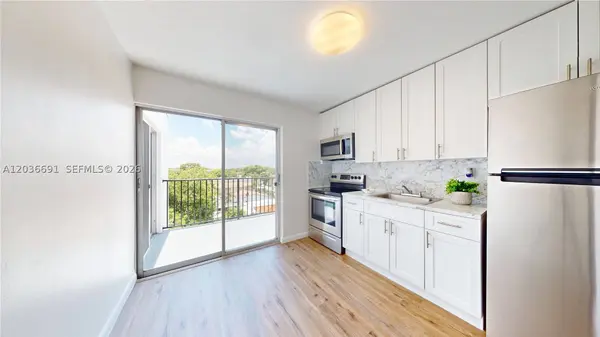 444 SW 27th Ave #50, Miami, FL 33135