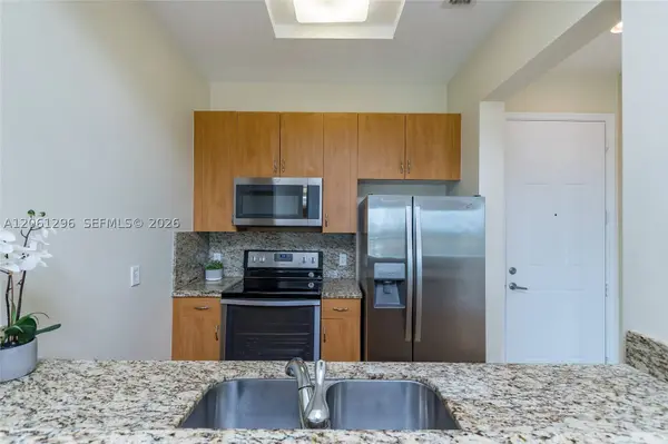 1690 SW 27th Ave #908, Miami, FL 33145