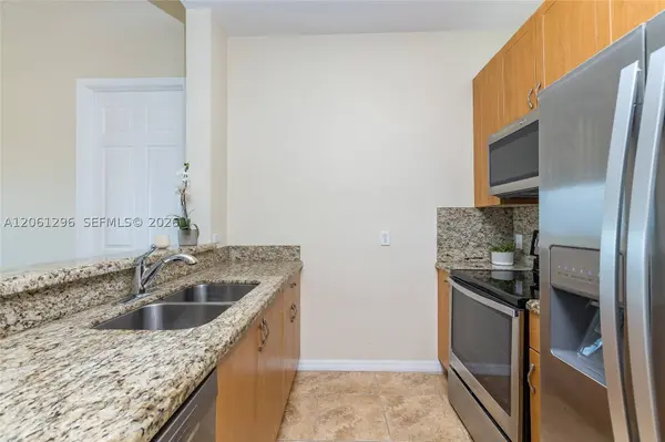 1690 SW 27th Ave #908, Miami, FL 33145