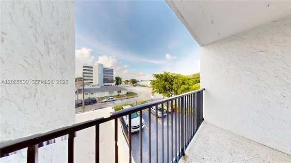 444 SW 27th Ave #32, Miami, FL 33135