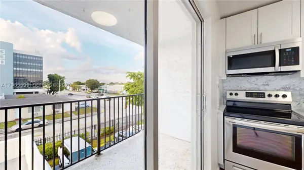 444 SW 27th Ave #32, Miami, FL 33135