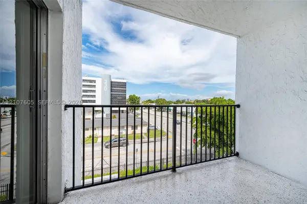 444 SW 27th Ave #42, Miami, FL 33135