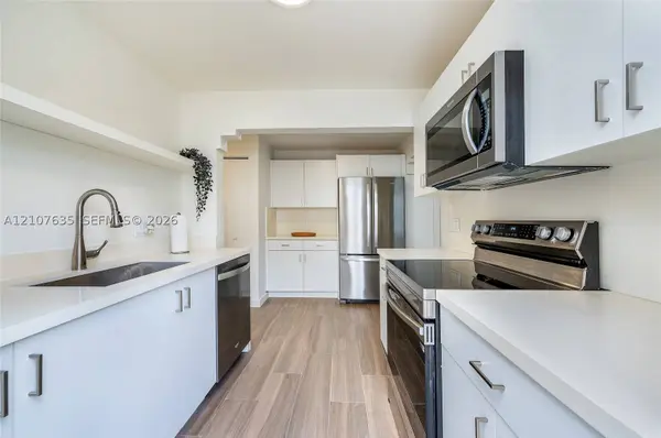 217 Madeira Ave #3, Coral Gables, FL 33134