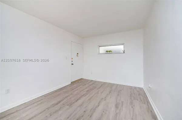444 SW 27th Ave #32, Miami, FL 33135