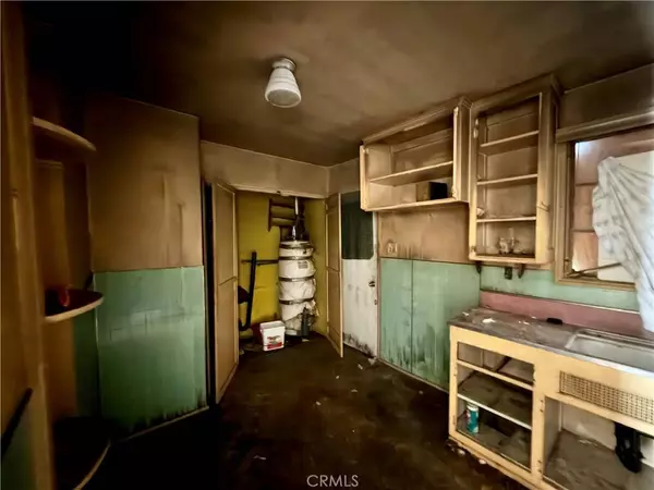 1530 W 21st, San Bernardino, CA 92411