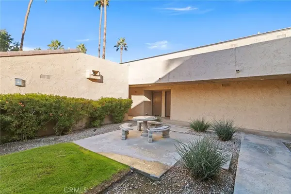 5300 E Waverly DR #M4115, Palm Springs, CA 92264