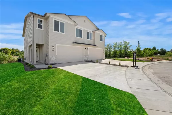 38-310 N 18th St_001