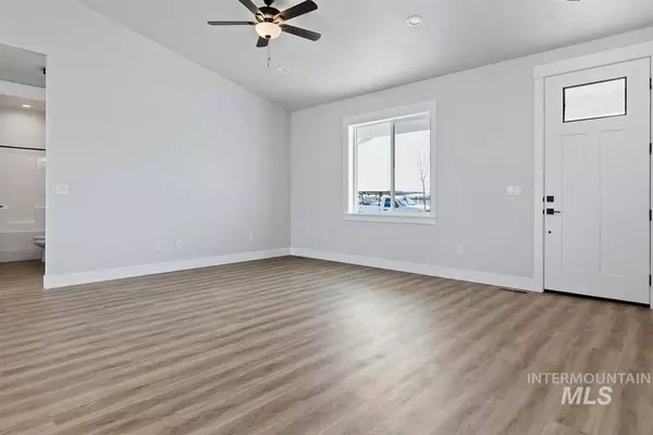 435 October Sky Street, New Plymouth, ID 83655