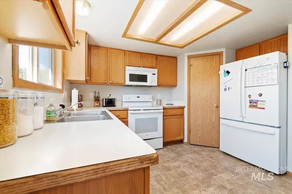 9249 W Calico Street, Boise, ID 83709