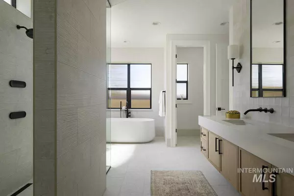 11444 N 17th Way, Boise, ID 83714