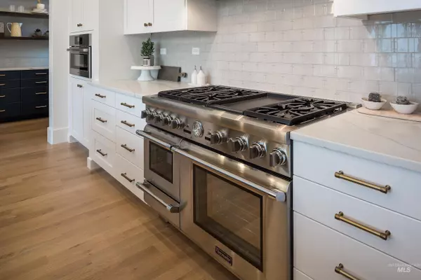 3443 N Harvest Moon Way, Eagle, ID 83616