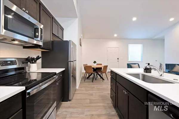 1879 NW Enterprise Street, Mountain Home, ID 83647