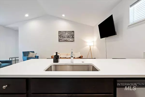 1879 NW Enterprise Street, Mountain Home, ID 83647