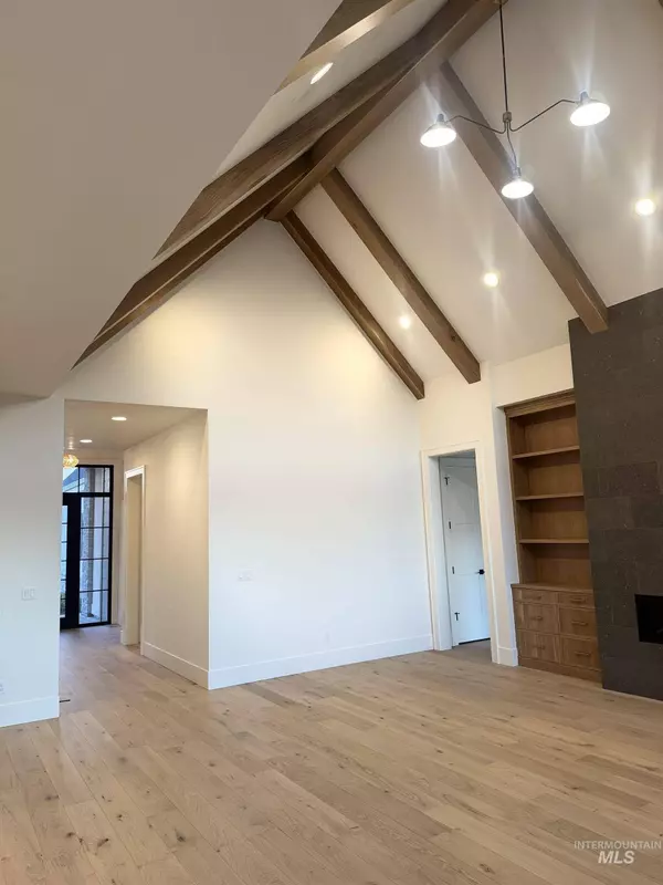 11385 N Elk Ridge Way, Boise, ID 83714