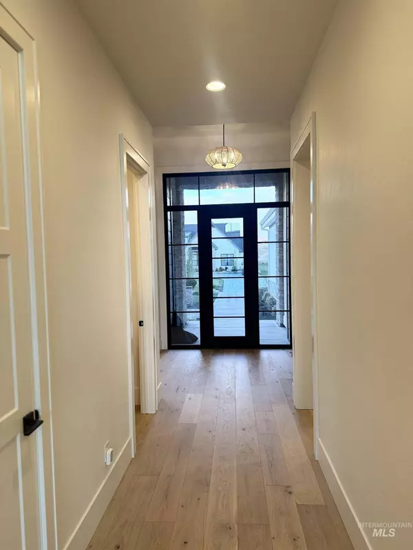 11385 N Elk Ridge Way, Boise, ID 83714