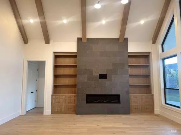 11385 N Elk Ridge Way, Boise, ID 83714