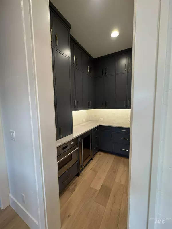 11385 N Elk Ridge Way, Boise, ID 83714