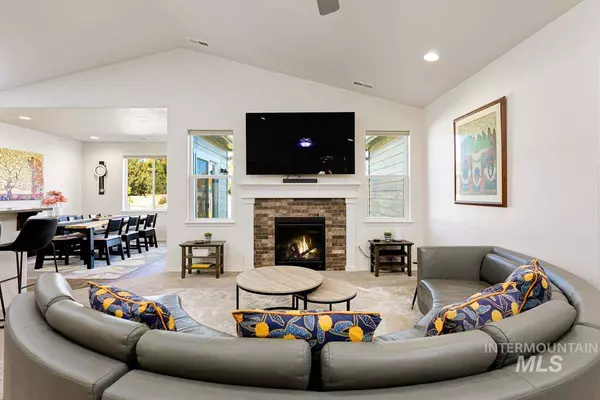 1382 W Kelby Avenue, Nampa, ID 83651