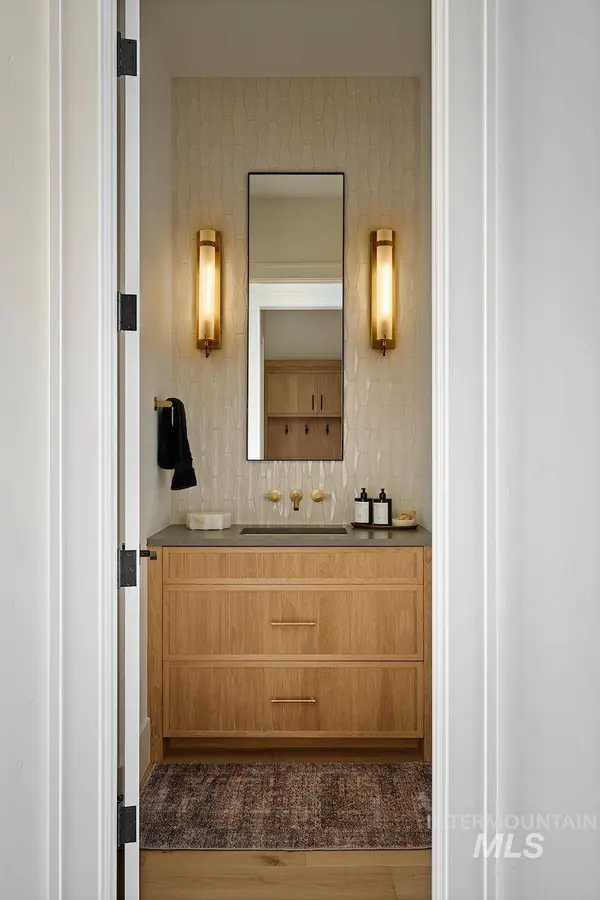 3426 N Harvest Moon Way, Eagle, ID 83616