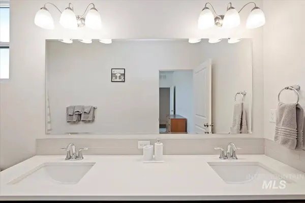 1858 Enterprise Street, Mountain Home, ID 83647