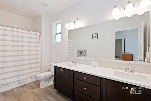 1858 Enterprise Street, Mountain Home, ID 83647