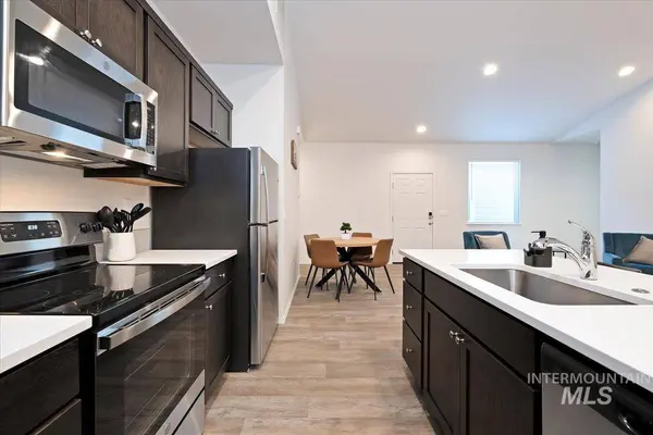 1959 NW Enterprise Street, Mountain Home, ID 83647