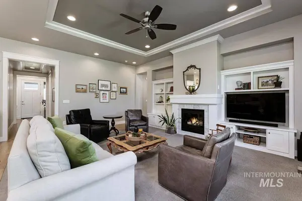 5853 S Palatino Way, Meridian, ID 83642