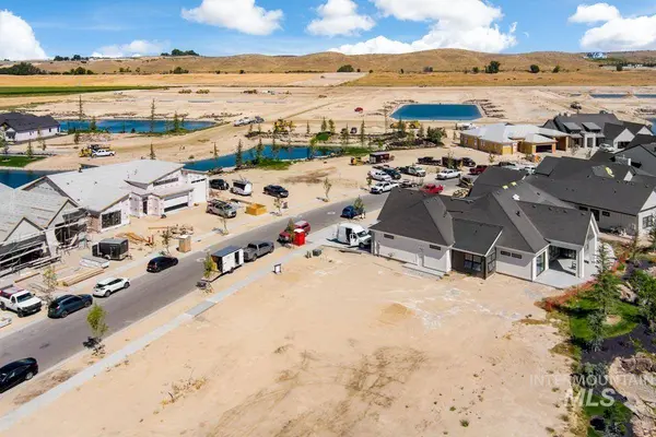 3402 N Harvest Moon Way, Eagle, ID 83616