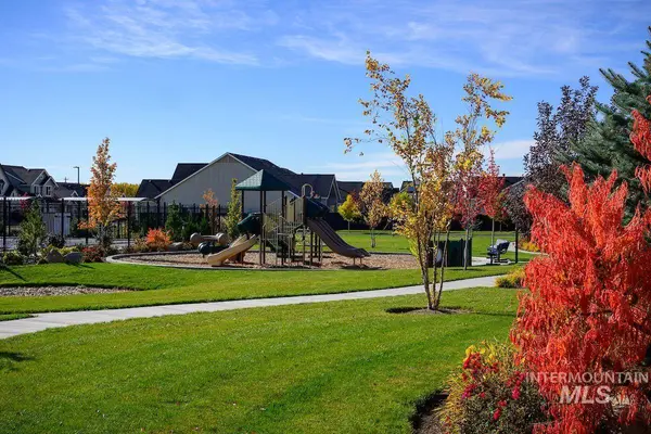 715 E Quartz Creek, Meridian, ID 83642