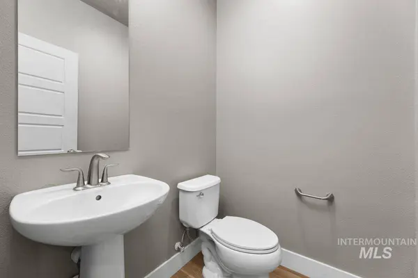 5214 S Wayland Ave, Meridian, ID 83642