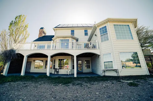 123 S Rachel LN, New Harmony, UT 84757