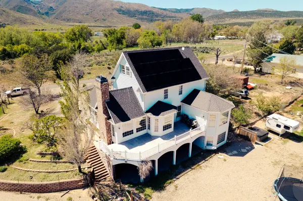 123 S Rachel LN, New Harmony, UT 84757