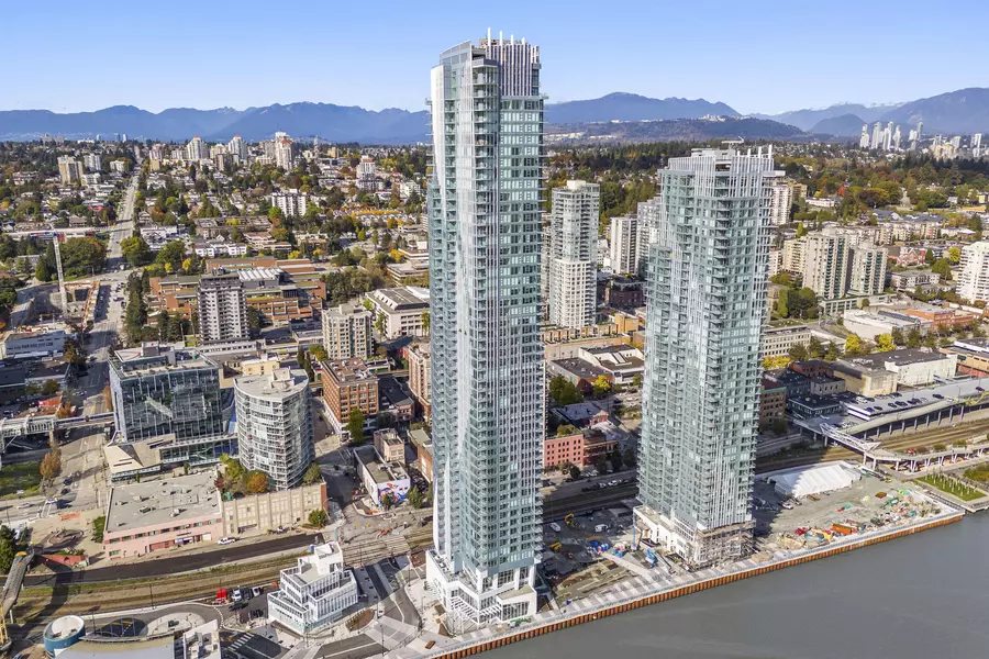 680 Quayside Dr #3903, New Westminster, BC V3M 0P2