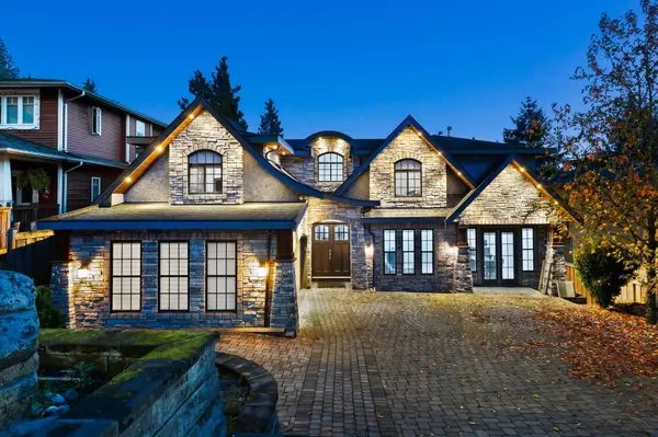 8656 Gilley Ave, Burnaby, BC V5J 4Y5