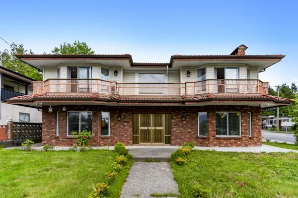 996 Duthie Ave, Burnaby, BC V5A 2P8