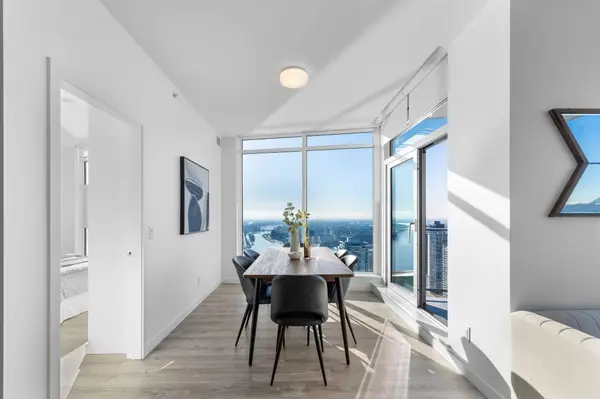 680 Quayside DR #3903, New Westminster, BC V3M 0P2