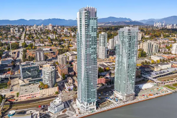 680 Quayside Dr #3903, New Westminster, BC V3M 0P2