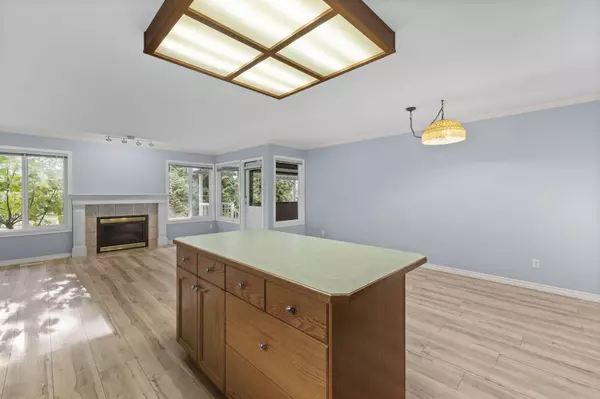 20110 120a AVE, Maple Ridge, BC V2X 3M3