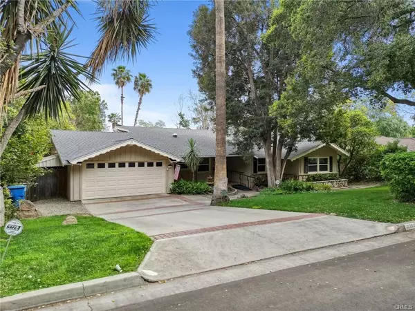 4254 Miramonte Pl, Riverside, CA 92501-3049
