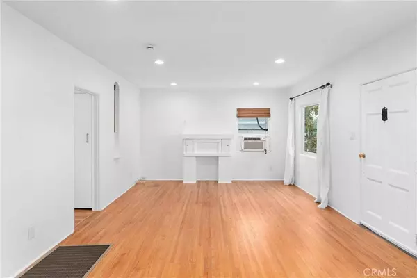 813 N Sabina ST, Anaheim, CA 92805