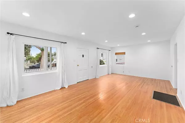 813 N Sabina ST, Anaheim, CA 92805