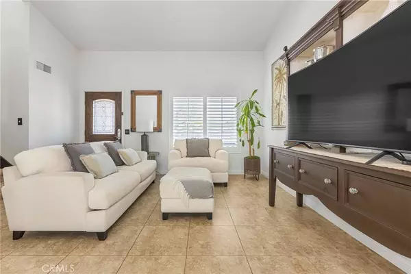 9855 Waterfall CIR, Moreno Valley, CA 92557