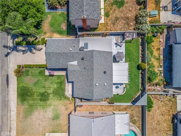 1812 Cherry Wood LN, Colton, CA 92324