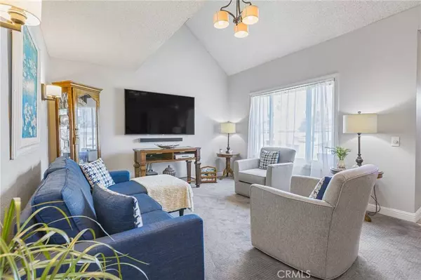 1812 Cherry Wood LN, Colton, CA 92324