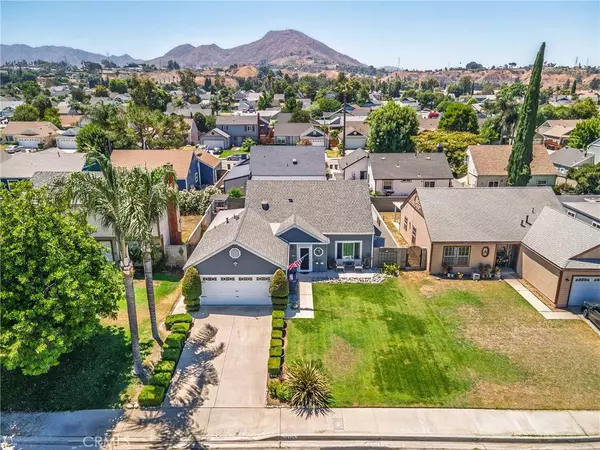 1812 Cherry Wood LN, Colton, CA 92324