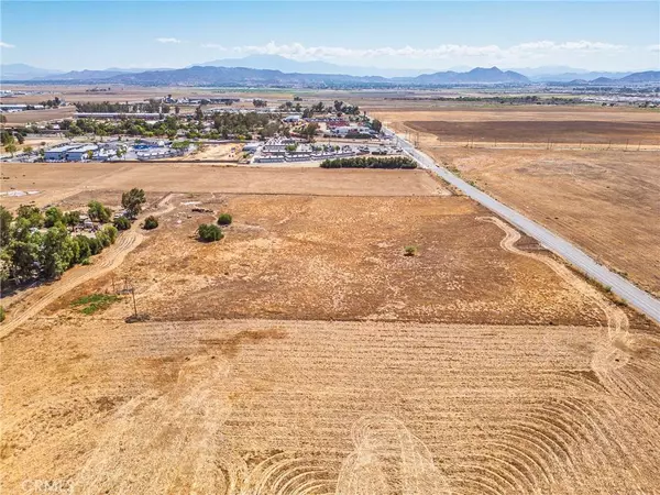 650 Mapes RD, Perris, CA 92570