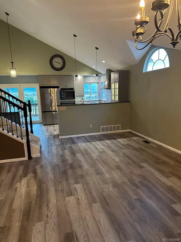 3724 Seramonte DR, Highlands Ranch, CO 80129