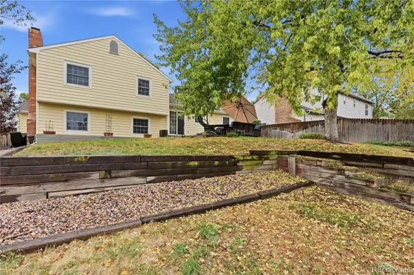 6851 S Forest ST, Centennial, CO 80122